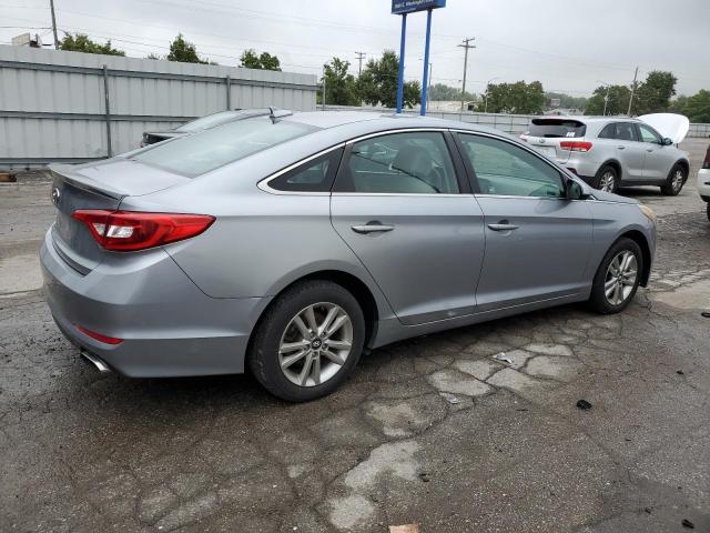 Photo 3 from auction – 2017 HYUNDAI SONATA SE with VIN 5NPE24AF6HH463771
