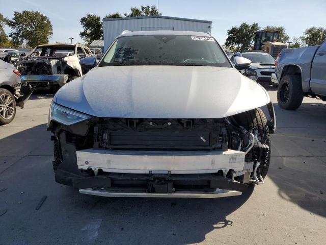 Photo 5 from auction – 2019 AUDI E-TRON PRE with VIN WA1VABGE8KB010826