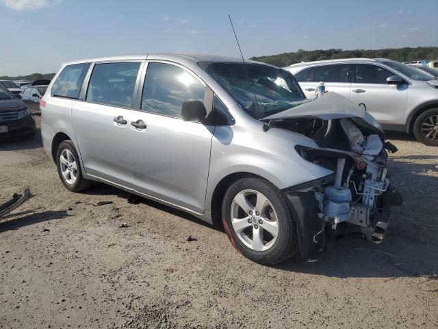Photo 4 from auction – 2014 TOYOTA SIENNA with VIN 5TDZK3DC9ES408041
