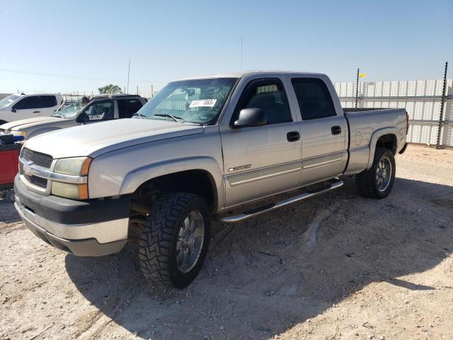 CHEVROLET SILVERADO 2004 with VIN 1GCHC23UX4F164668 - Photo from auction