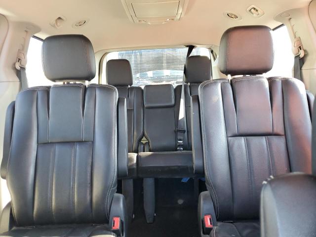 Photo 10 from auction – 2012 CHRYSLER TOWN & COU with VIN 2C4RC1BG3CR186772
