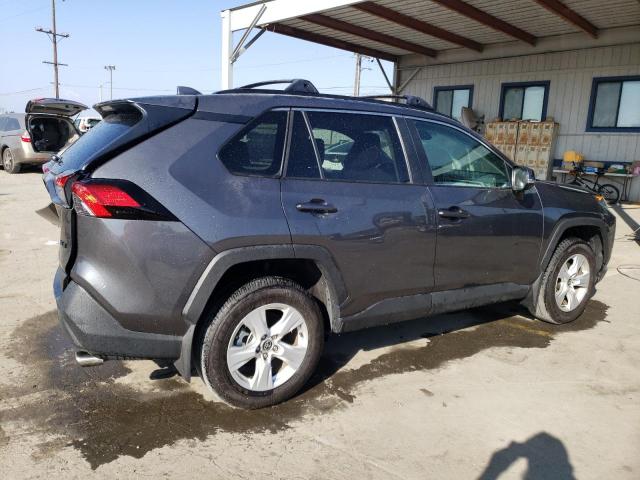 Photo 3 from auction – 2021 TOYOTA RAV4 XLE with VIN 2T3W1RFV6MC156500