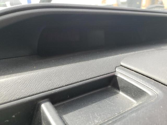 Photo 9 from auction – 2015 TOYOTA PRIUS C with VIN JTDKDTB38F1582440