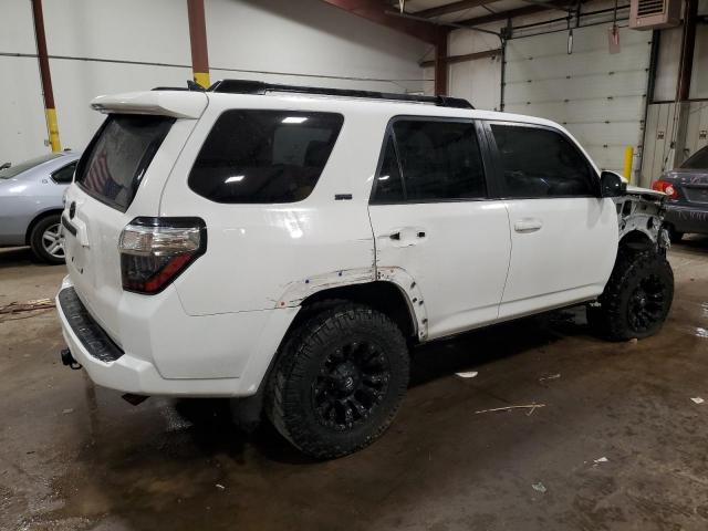 Zdjęcie 3 z aukcji – 2015 TOYOTA 4RUNNER SR z VIN JTEBU5JR2F5232422