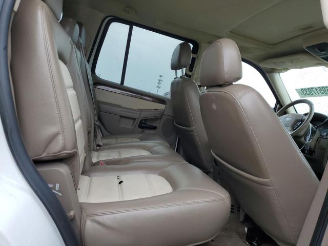 Photo 11 from auction – 2005 FORD EXPLORER E with VIN 1FMDU74E65UA61479