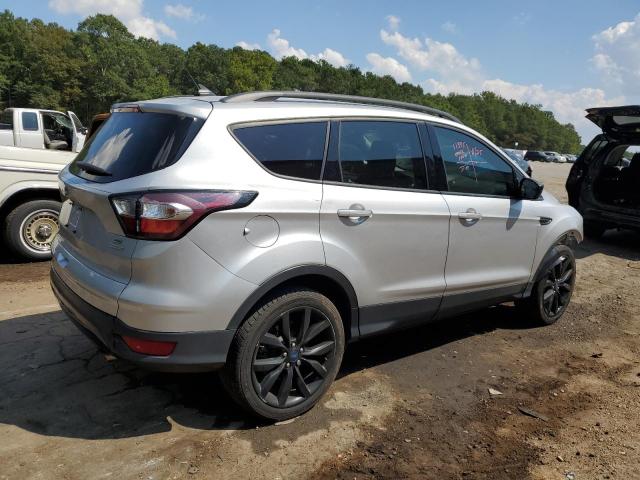 Photo 3 from auction – 2018 FORD ESCAPE SE with VIN 1FMCU0GD9JUB53525