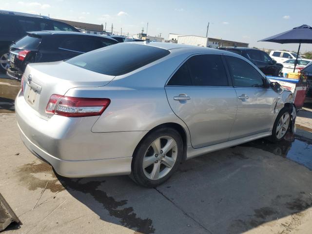 Foto 3 de la subasta – 2011 TOYOTA CAMRY BASE con VIN 4T1BF3EK8BU772935
