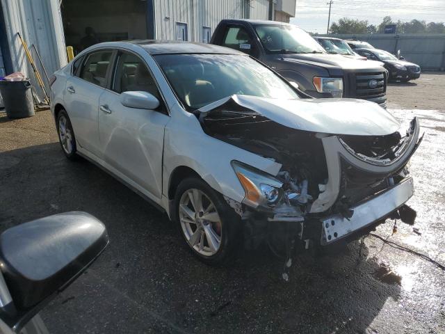 Photo 4 from auction – 2013 NISSAN ALTIMA 2.5 with VIN 1N4AL3AP5DN425754