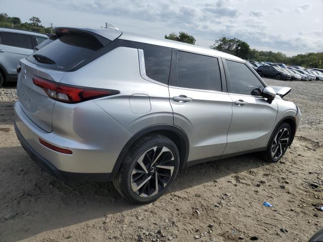 Photo 3 from auction – 2022 MITSUBISHI OUTLANDER with VIN JA4J4TA89NZ013051