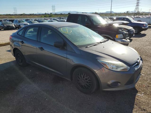 Снимка 4 от търг – 2013 FORD FOCUS S с VIN 1FADP3E29DL244409