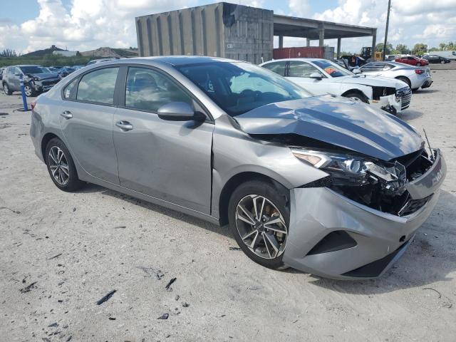 Photo 4 from auction – 2022 KIA FORTE FE with VIN 3KPF24AD1NE418269
