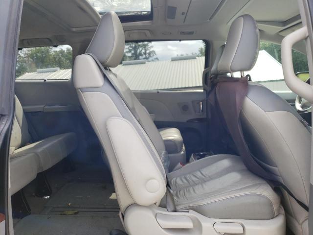 Photo 11 from auction – 2012 TOYOTA SIENNA XLE with VIN 5TDYK3DC9CS205885