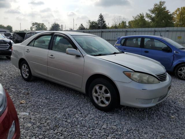 Photo 4 from auction – 2005 TOYOTA CAMRY LE with VIN 4T1BE32K75U956419