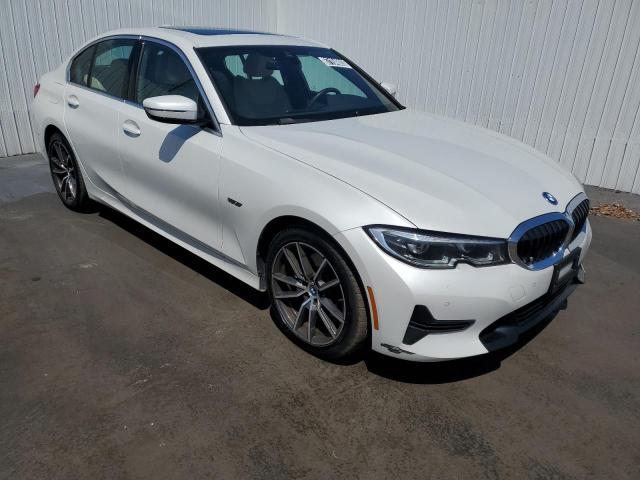 Photo 4 from auction – 2022 BMW 330E with VIN 3MW5P7J02N8C66039