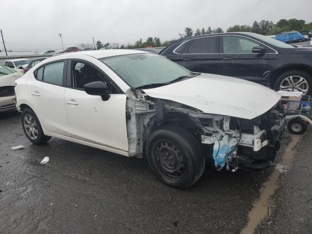 Photo 4 from auction – 2015 MAZDA 3 SV with VIN JM1BM1T77F1235042