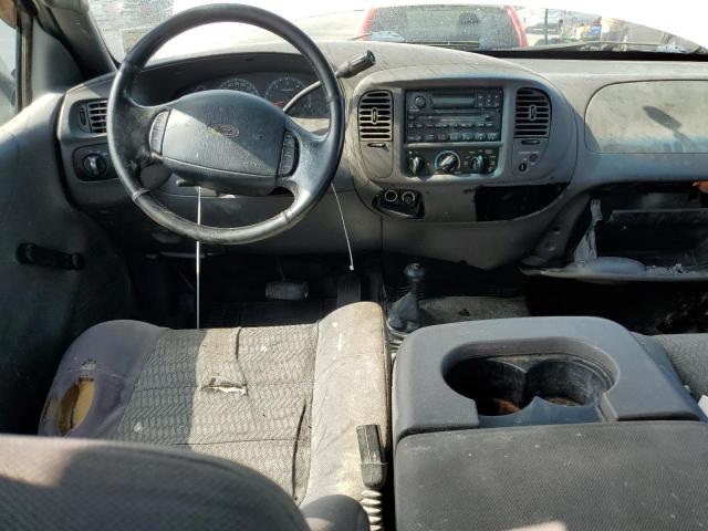 Photo 8 from auction – 2001 FORD F150 with VIN 1FTRX18W81NA81156