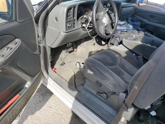 Photo 8 from auction – 2005 CHEVROLET SILVERADO with VIN 2GCEC19T551246540