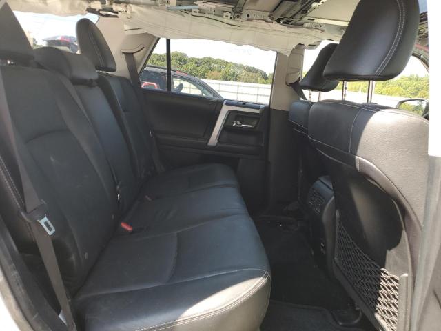 Photo 10 from auction – 2016 TOYOTA 4RUNNER SR with VIN JTEBU5JR7G5328791