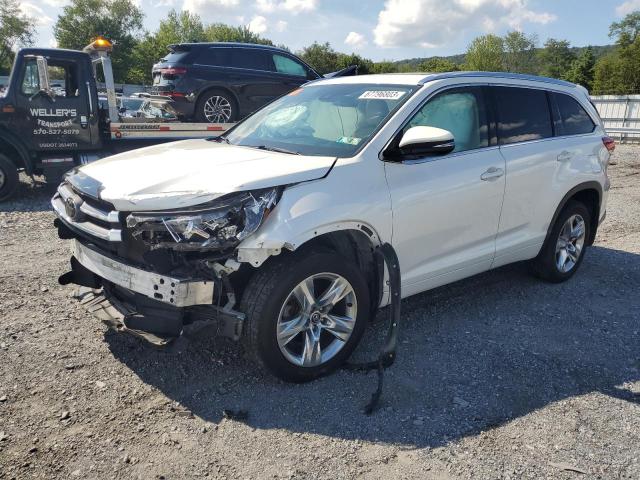 TOYOTA HIGHLANDER 2018 with VIN 5TDDZRFH7JS855141 - Photo from auction
