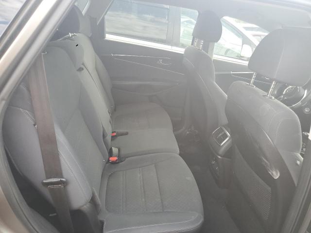 Photo 11 from auction – 2018 KIA SORENTO LX with VIN 5XYPGDA55JG369489