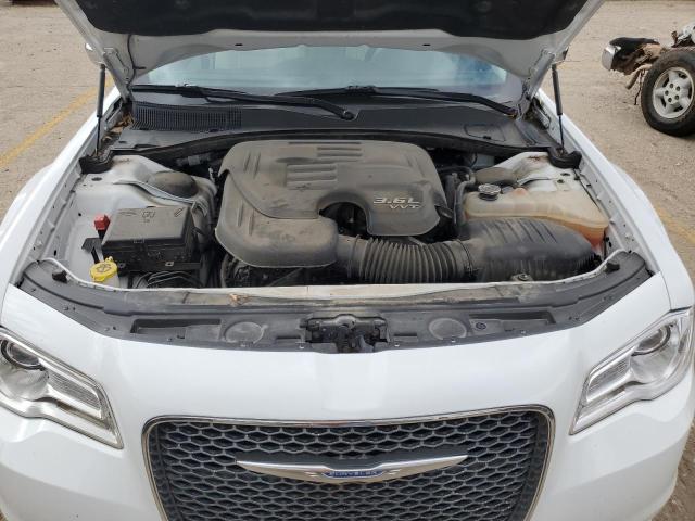 Photo 11 from auction – 2017 CHRYSLER 300C with VIN 2C3CCAEG7HH566359