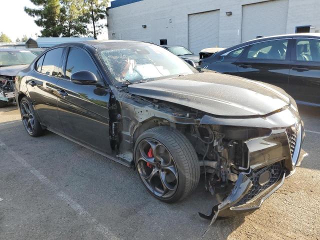 Photo 4 from auction – 2017 ALFA ROMEO GIULIA TI with VIN ZARFAECN7H7552549