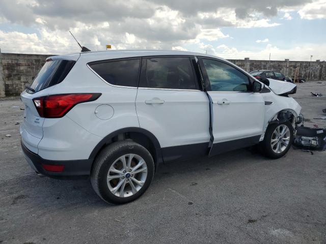 Photo 3 from auction – 2019 FORD ESCAPE SE with VIN 1FMCU0GD9KUB65384