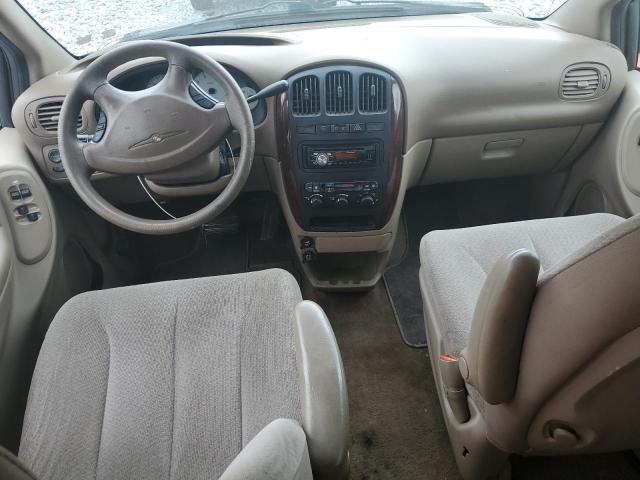 Photo 8 from auction – 2001 CHRYSLER TOWN & COU with VIN 2C8GP44391R228638