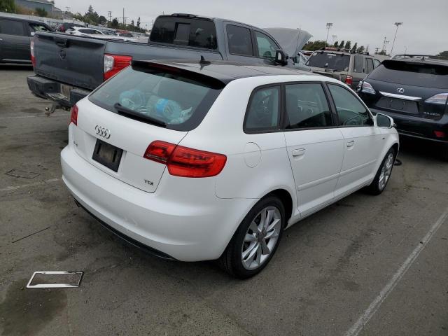 Снимка 3 от търг – 2012 AUDI A3 PREMIUM с VIN WAUBJAFM8CA059962