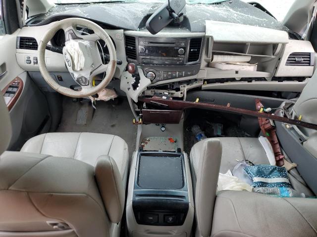 Photo 8 from auction – 2011 TOYOTA SIENNA XLE with VIN 5TDYK3DC3BS017281