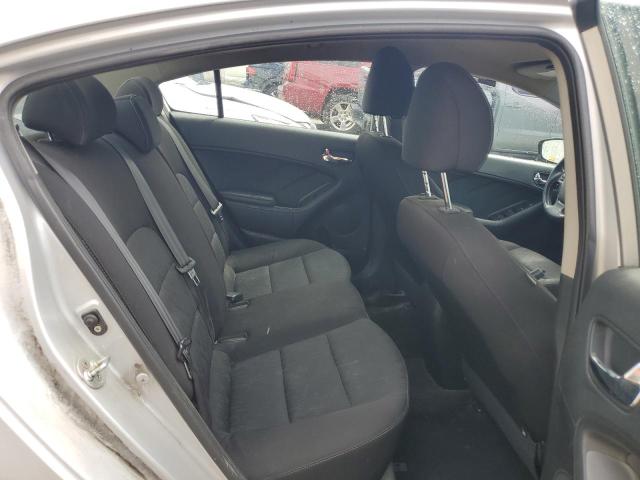 Photo 10 from auction – 2016 KIA FORTE LX with VIN KNAFK4A65G5587420