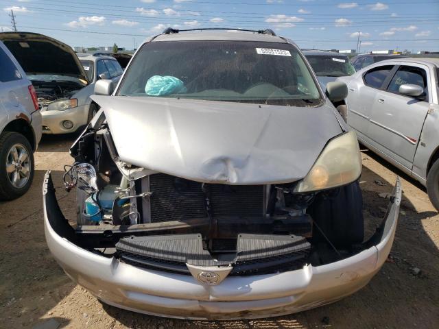 Photo 5 from auction – 2004 TOYOTA SIENNA VAN with VIN 5TDZA22C44S197894