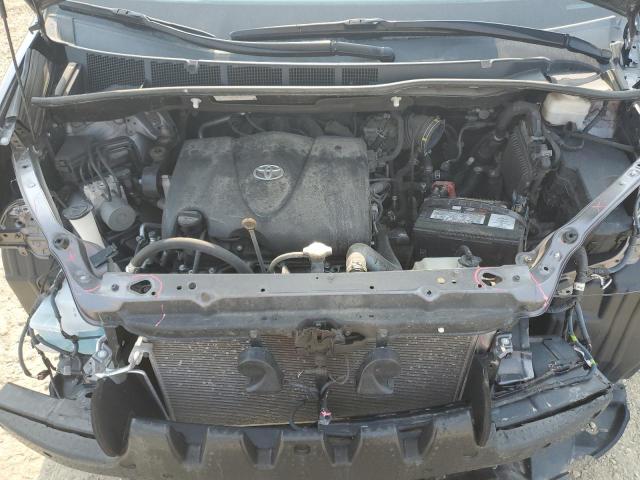Photo 12 from auction – 2017 TOYOTA SIENNA XLE with VIN 5TDDZ3DC0HS171353