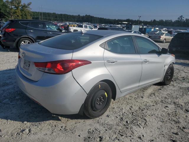 Photo 3 from auction – 2012 HYUNDAI ELANTRA GL with VIN 5NPDH4AE9CH119376
