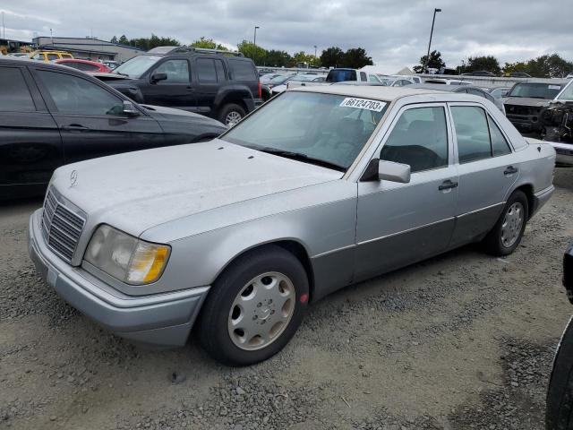 MERCEDES-BENZ E 320 1994 with VIN WDBEA32E6RC084221 - Photo from auction