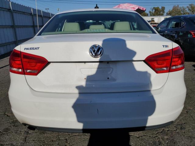 Photo 6 from auction – 2015 VOLKSWAGEN PASSAT S with VIN 1VWAT7A33FC113619