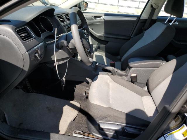 Photo 7 from auction – 2017 VOLKSWAGEN JETTA S with VIN 3VW2B7AJ4HM359005