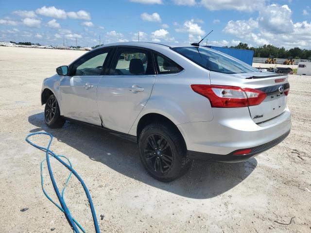 Foto 2 de la subasta – 2012 FORD FOCUS SEL con VIN 1FAHP3H23CL388095
