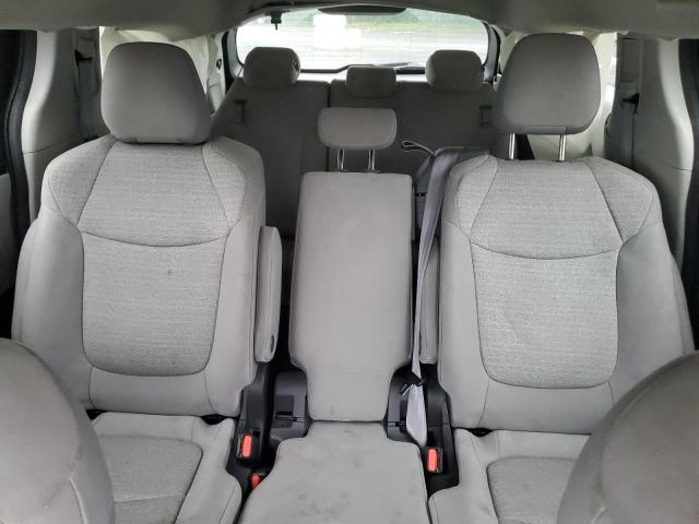 Photo 10 from auction – 2022 TOYOTA SIENNA LE with VIN 5TDKRKEC2NS093153