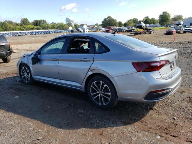 Photo 2 from auction – 2022 VOLKSWAGEN JETTA with VIN 3VWBM7BUXNM033286