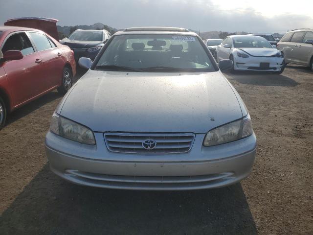Photo 5 from auction – 2001 TOYOTA CAMRY LE with VIN 4T1BF28K21U958779