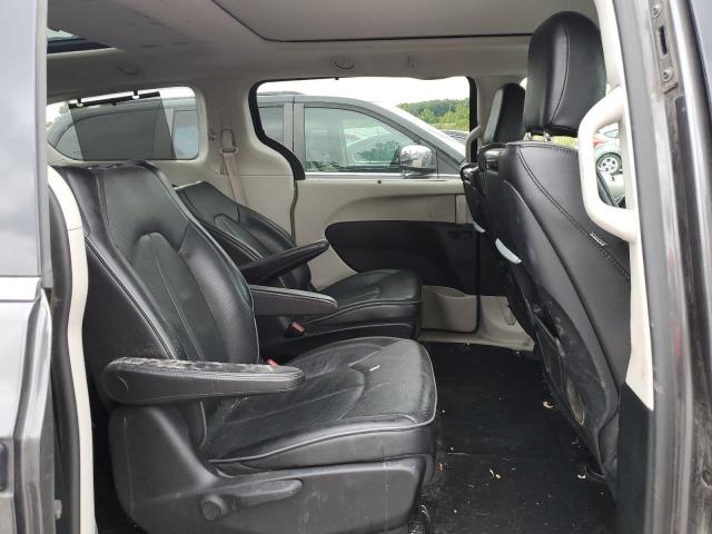 Photo 11 from auction – 2018 CHRYSLER PACIFICA H with VIN 2C4RC1N79JR359462