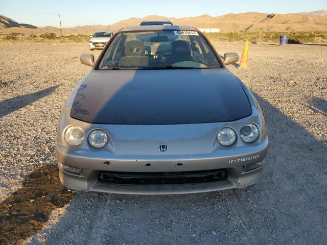 Photo 5 from auction – 2001 ACURA INTEGRA with VIN JH4DB85921S000202