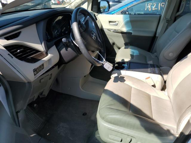 Photo 7 from auction – 2017 TOYOTA SIENNA XLE with VIN 5TDYZ3DC0HS818433