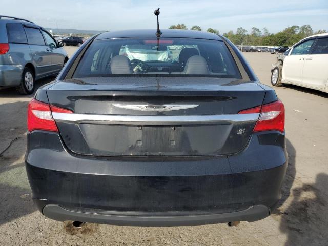 Photo 6 from auction – 2013 CHRYSLER 200 TOURIN with VIN 1C3CCBBG2DN699302