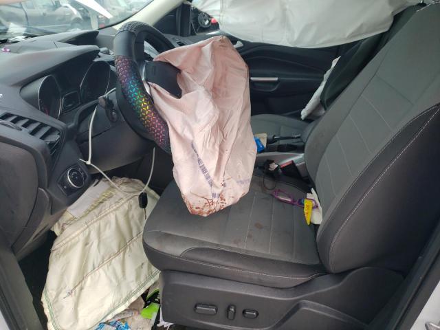 Photo 7 from auction – 2016 FORD ESCAPE SE with VIN 1FMCU9G90GUB40025