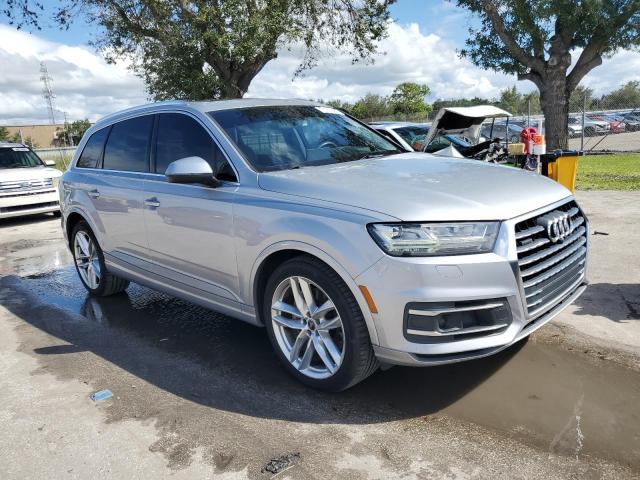 Zdjęcie 4 z aukcji – 2017 AUDI Q7 PRESTIG z VIN WA1VAAF79HD004401