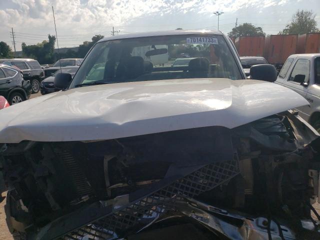 Фото 5 с аукциона – 2004 CHEVROLET SILVERADO с VIN 1GCHK29284E271572