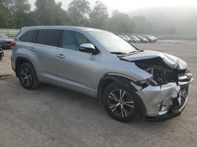 Photo 4 from auction – 2017 TOYOTA HIGHLANDER with VIN 5TDBZRFH7HS434604