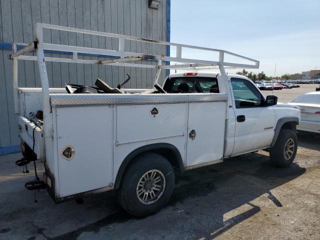 Photo 3 from auction – 2003 CHEVROLET SILVERADO with VIN 1GBHC24U23E174912